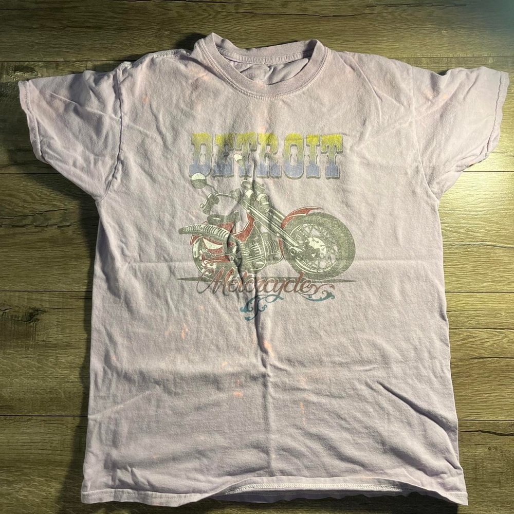 Detroit purple Graphic Tee